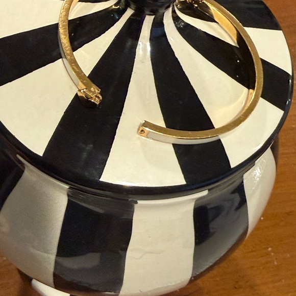Kate Spade Gold and Cream Heart Bangle - Picture 3 of 4